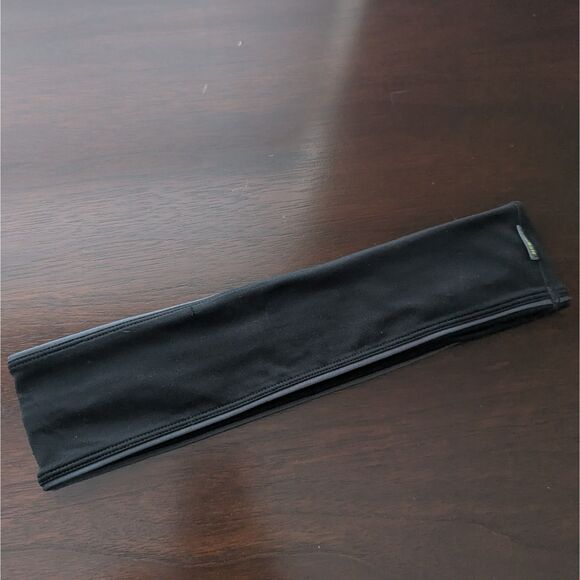 FlipBelt Black Classic Running Belt | Size Small | Hands-Free Workout Waist Pack - Picture 1 of 6